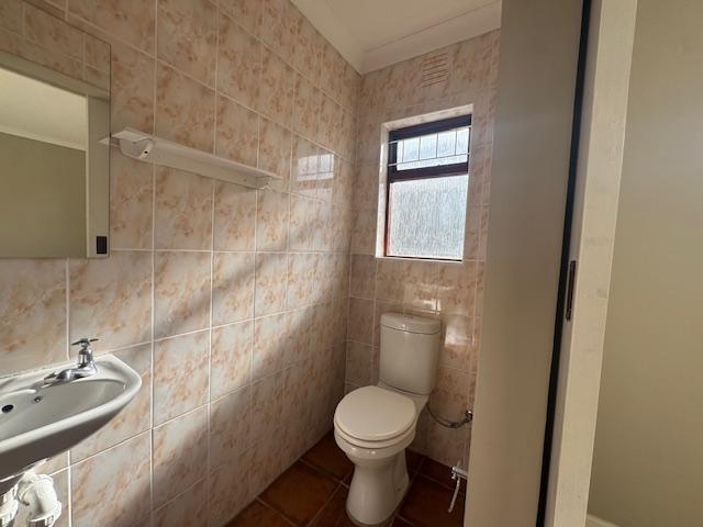 3 Bedroom Property for Sale in Wetton Western Cape